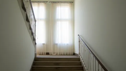 Firanki na klatkę schodową