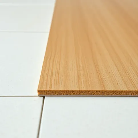 Korek do łączenia płytek z panelami